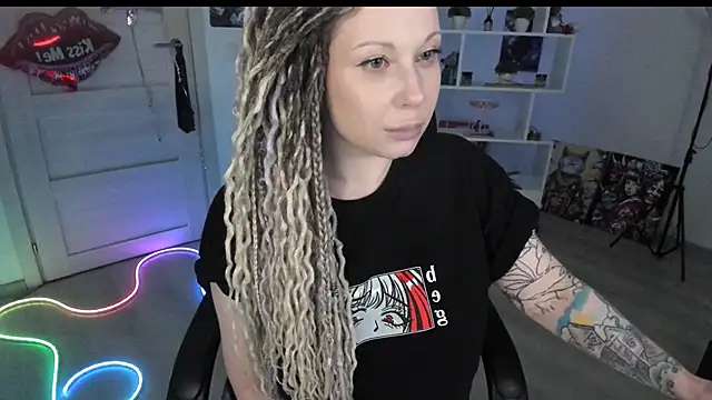 HoneySallyMoore Live XXX Chat