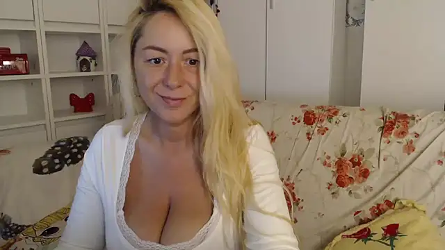 _karolynesyera_ Obrolan Langsung XXX