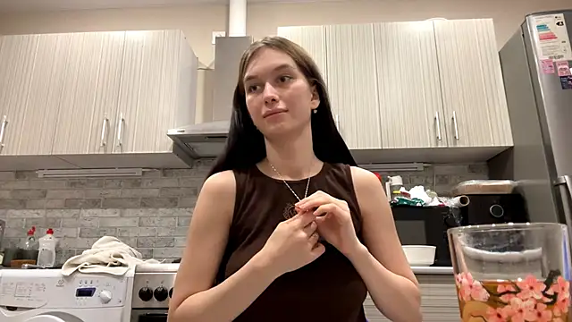 LaraDraggoo Live XXX-chat