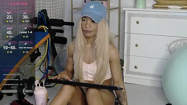 SarahRaynex élő XXX-chatje