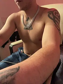 Pokazy przed kamerką – TitanNoir