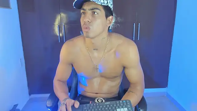 Milo_LatinBoy লাইভ XXX চ্যাট