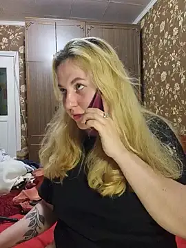 Chat +18 de LianaJu ao vivo