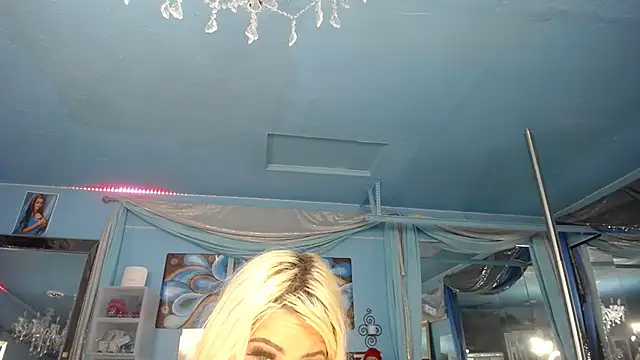 ADRIANNA_FOX – Live XXX-chat