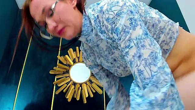 PalmLora1 Adlı Modelin Canlı XXX Sohbeti