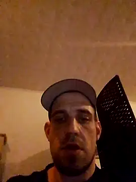 Codymc89 Adlı Modelin Canlı XXX Sohbeti