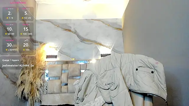 XXX chat uživo modela nairobi8