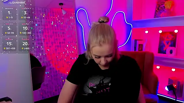 Онлайн чат XXX StephanieSweety