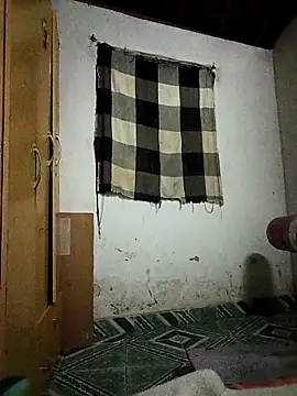 tarra122's Webcam Show