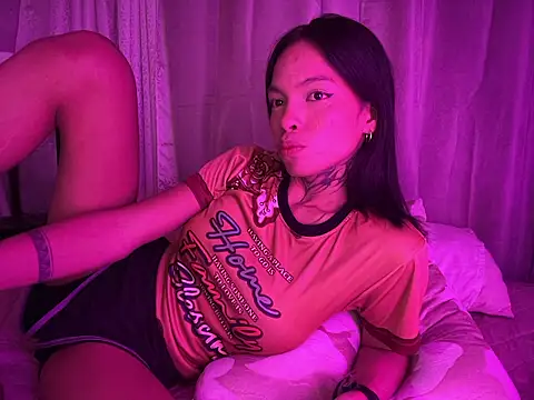 Tsumugi_kagura Webcam show