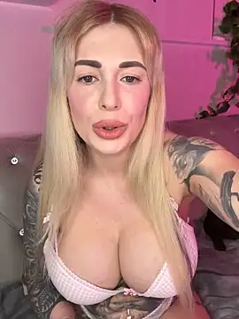 SelinaGalinsky6 Show Webcam