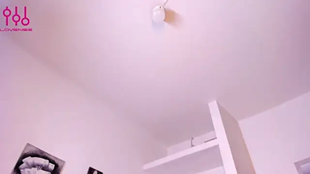 Lanna_big33 Show in webcam