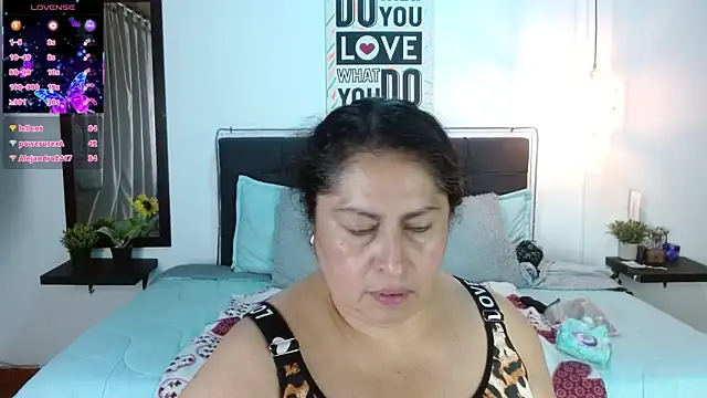 Keyla01_ Adlı Modelin Canlı XXX Sohbeti