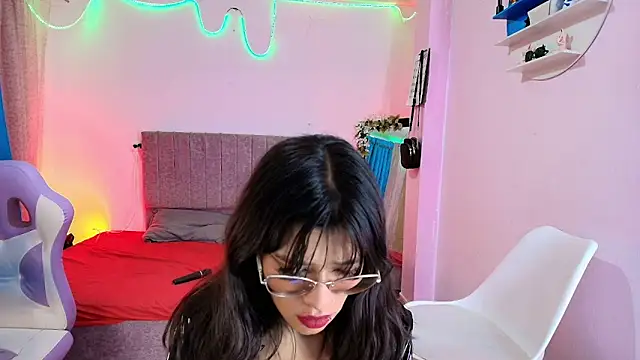 avalustyy: онлайн-секс-чат