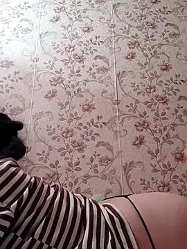 Chatroom XXX en direct de Zulfiya_Bruce