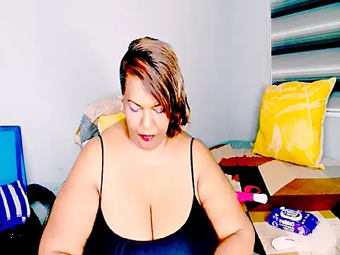 Онлайн чат XXX Sassy_Tassy