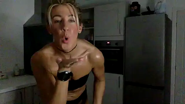 Bratty-Blonde55's Live XXX Chat