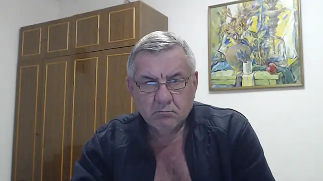 Show modela machomale3 na web-kameri