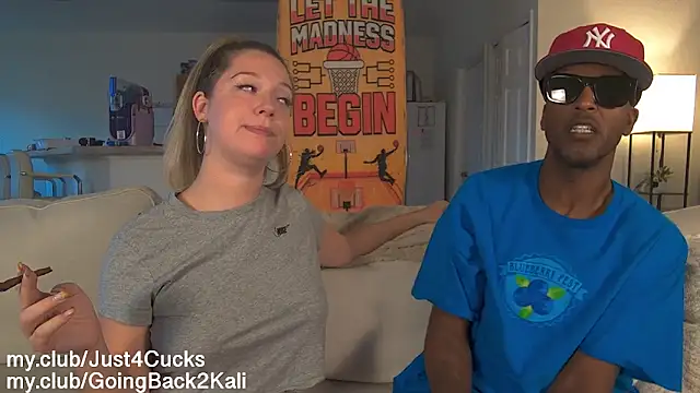 boomboomr00m's Webcam Show