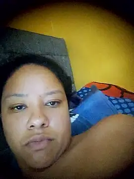 EAAM1@xh Adlı Modelin Canlı XXX Sohbeti