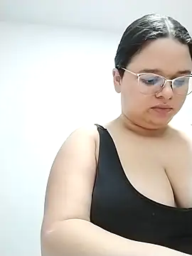 SamanthaStoneeのライブXXXチャット