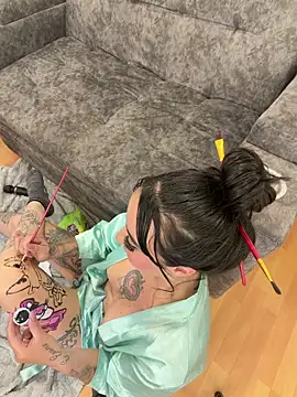 EmmyEvans1's Live XXX Chat