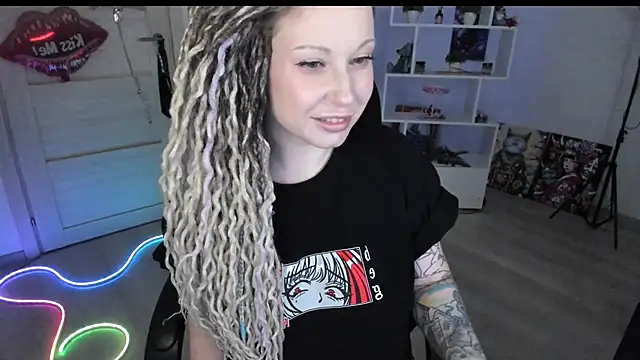 HoneySallyMoore's Live XXX Chat