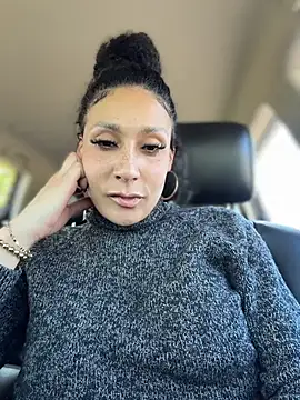 FerrariFrench live XXX chat