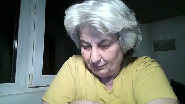 ExquisiteMature live XXX chat