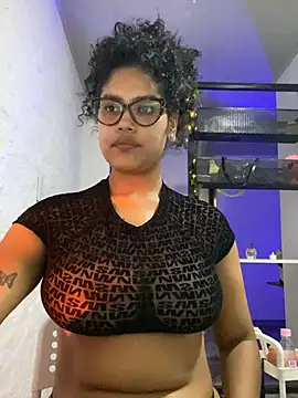 Kittybrown18 Chat XXX in diretta