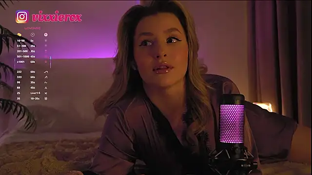ViXXXieen Live XXX chat