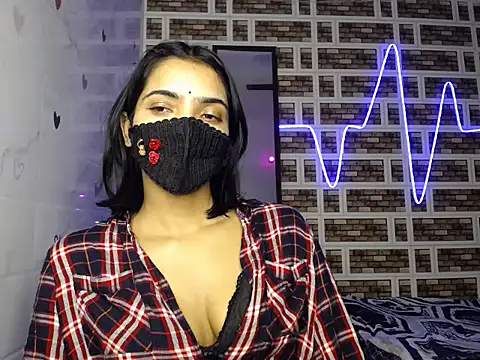 Tisya-24's Live XXX Chat