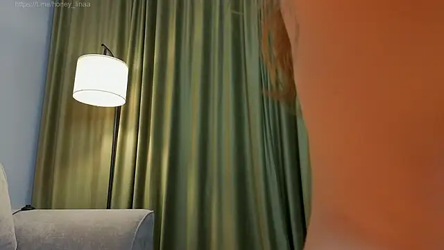 honey_kors Chat XXX in diretta