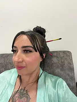 EmmyEvans1 Chat XXX live