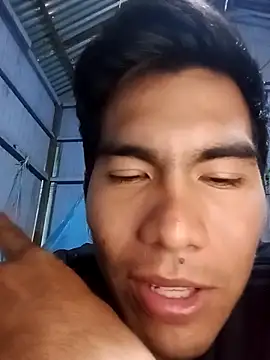 leyel00155 Show Webcam