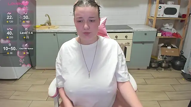 LinaElasm's Live XXX Chat