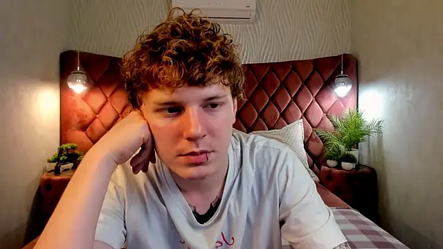 KevinMilky লাইভ XXX চ্যাট