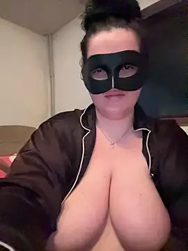 SweetMaia's Live XXX Chat