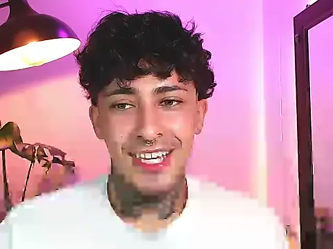 stevennavarro লাইভ XXX চ্যাট