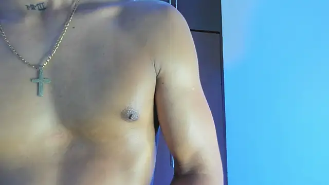 Milo_LatinBoy লাইভ XXX চ ্যাট