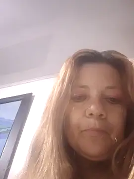 แชท XXX สดของ karlaanqui1