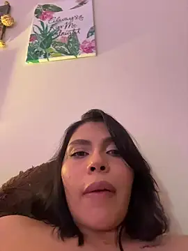 Živý XXX chat GigiiStone