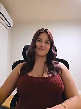 MiaRides19 Webcamshow