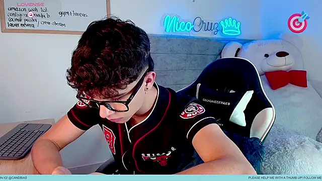 Webkamerová show niico_prince