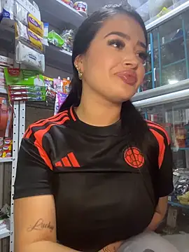 Sara_fun Adlı Modelin Canlı XXX Sohbeti