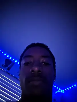 Pokazy przed kamerką – hormoneactivated