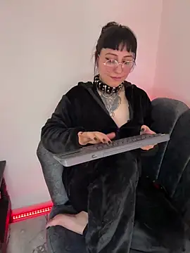 Chat XXX ao vivo de Ravenna666_