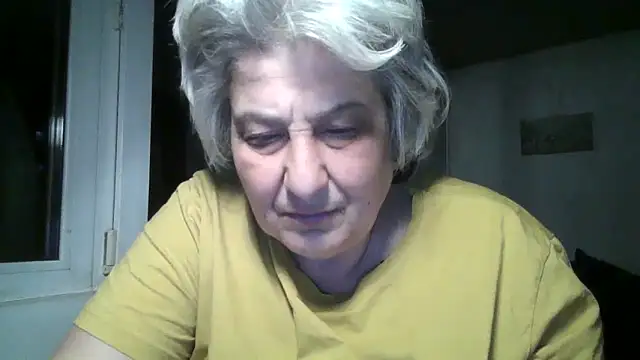 ExquisiteMature's Live XXX Chat