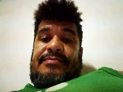 Show de tarra122 na webcam