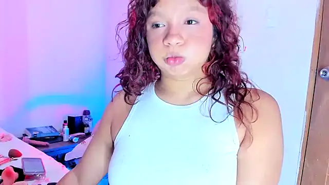 Emily_Coper18 – Live XXX-chat